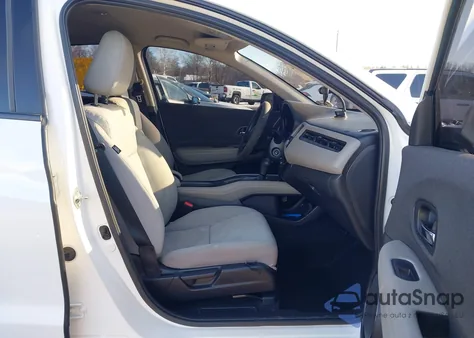 2019 Honda Hr-V Lx z USA, uszkodzony, nr VIN 3CZRU6H30KM743765